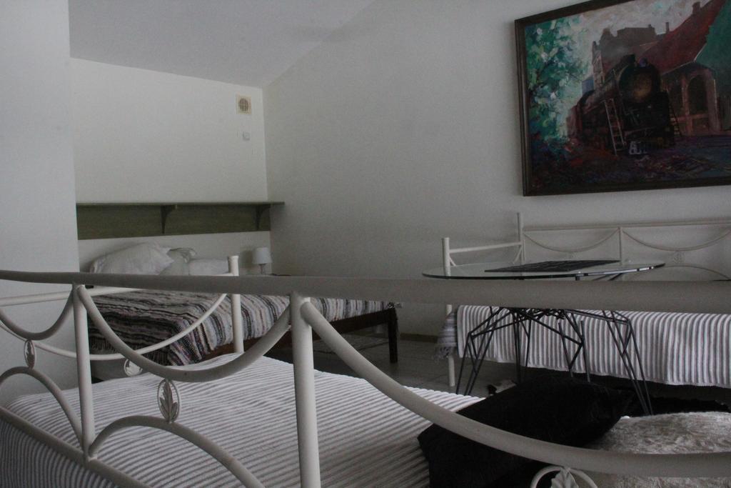 Chill Inn Bernāti Δωμάτιο φωτογραφία
